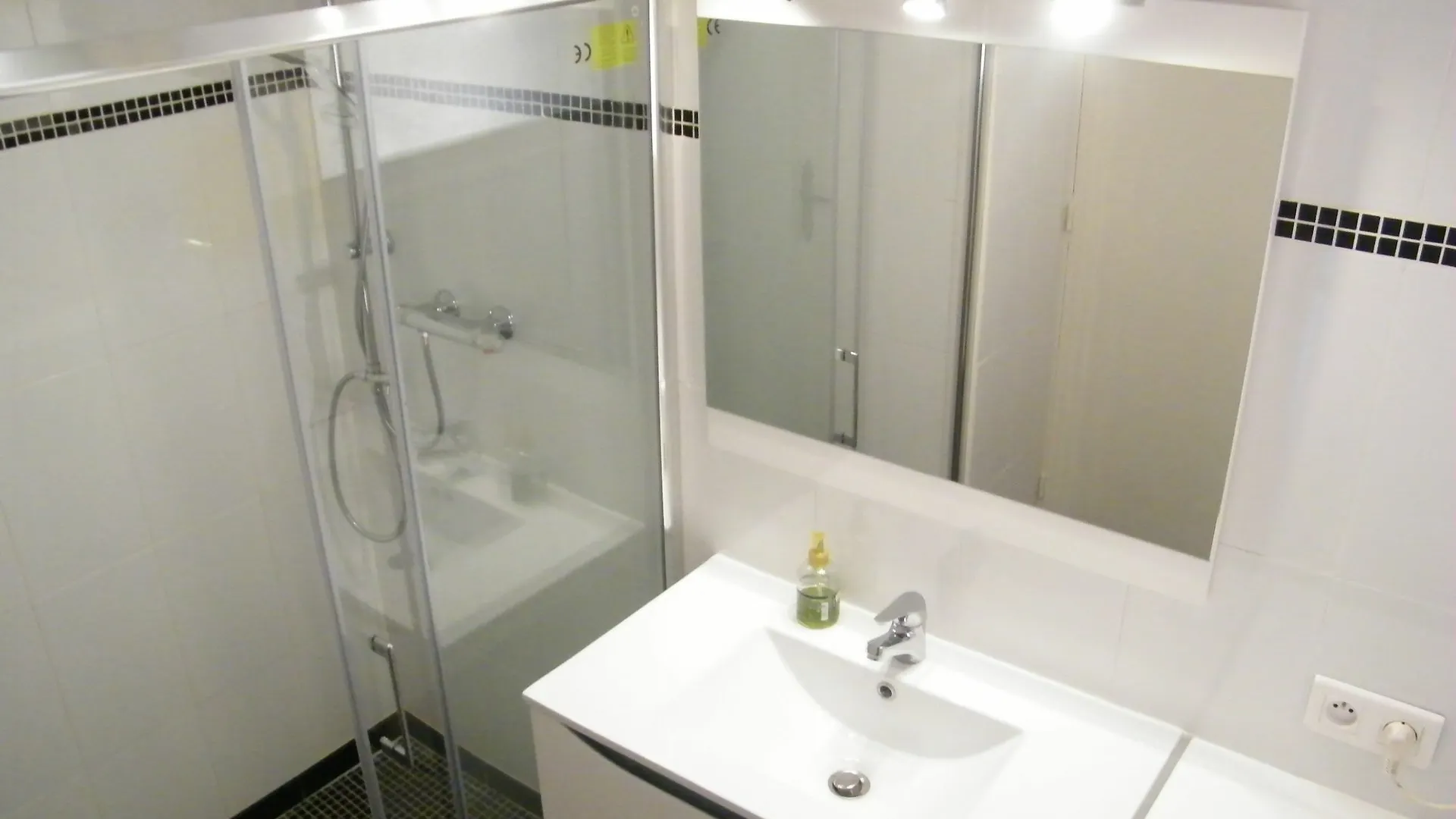 Henri IV 2Chambres Jardin Mer-Pettorossi Nice Frankrike